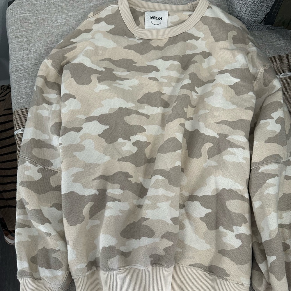 Aerie Camouflage Sweater - Cream and Tan